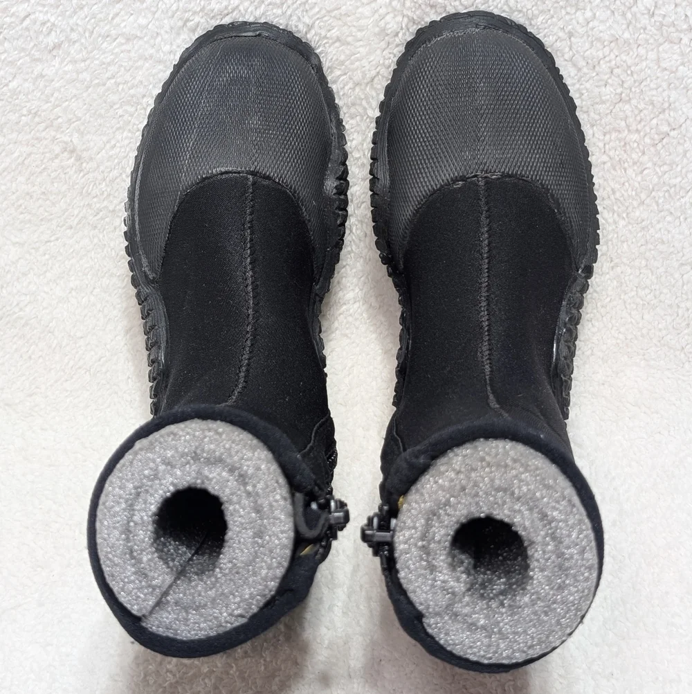 NRS Tread 3 Wetshoes River Boots Sz 5 Black neoprene Surf Wading Fishing Rafting